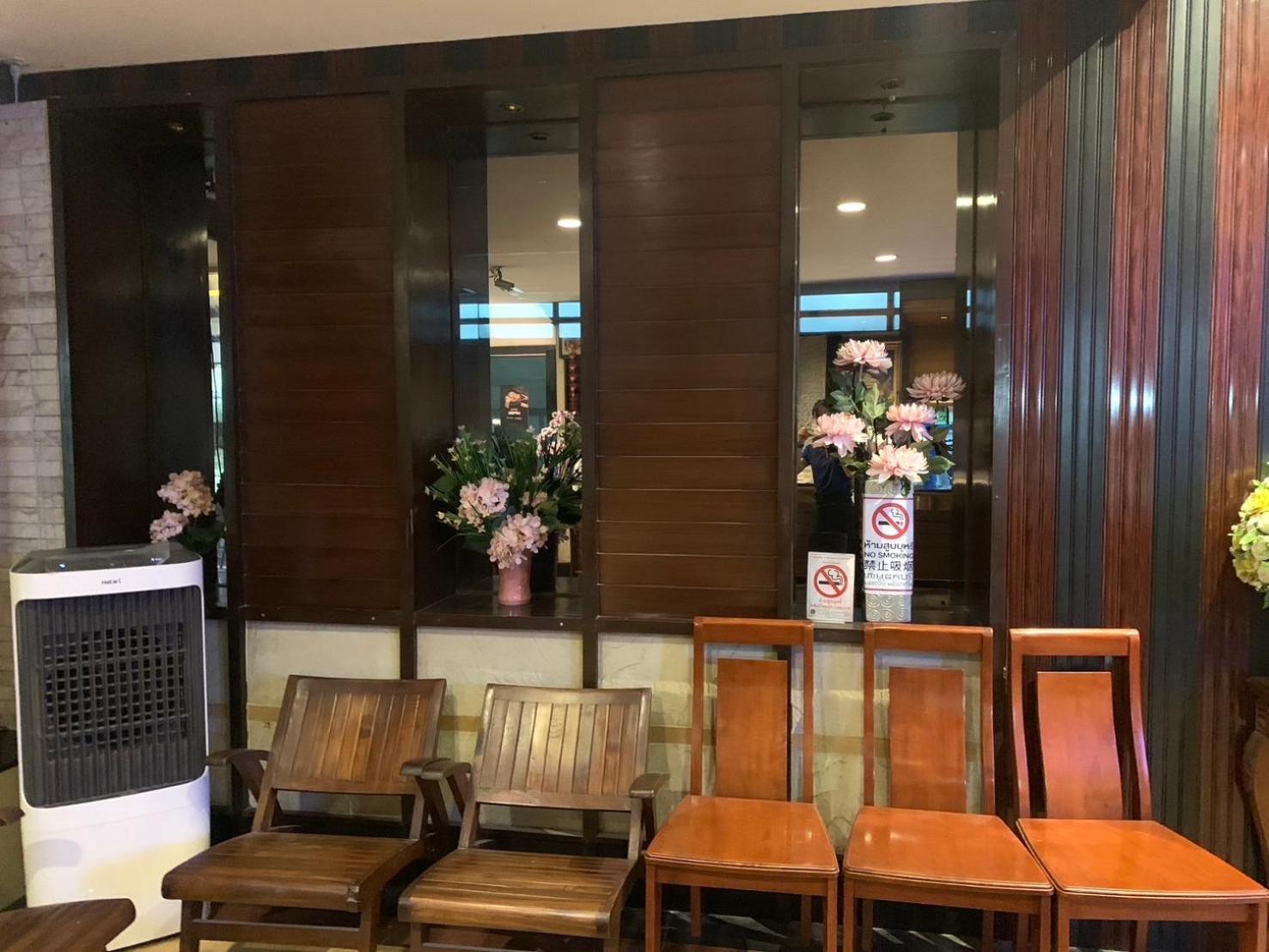 Rambuttri House Hotel Банкок Екстериор снимка